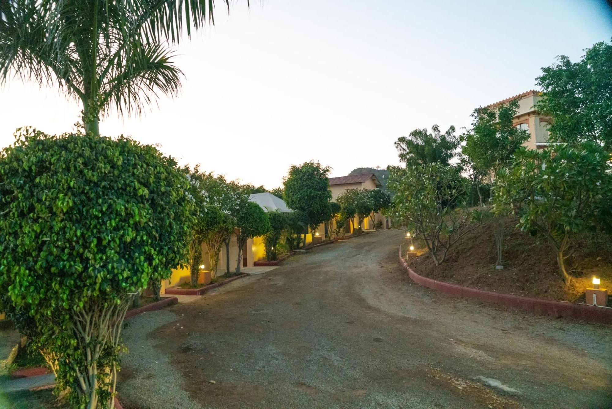Udai Nature Valley Resort - A Peace Full Farmhouse Resort Udaipur Exterior foto